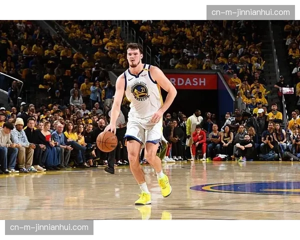 波斯特左脚疼痛出战成疑，勇士锋线轮换深度面临挑战